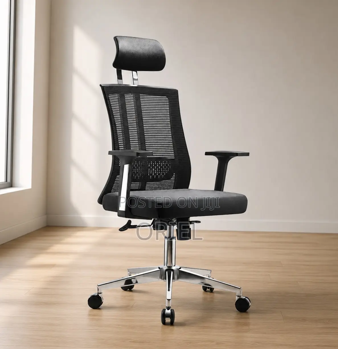 Office Chair : Ergonomic and Adjustable Office Chair