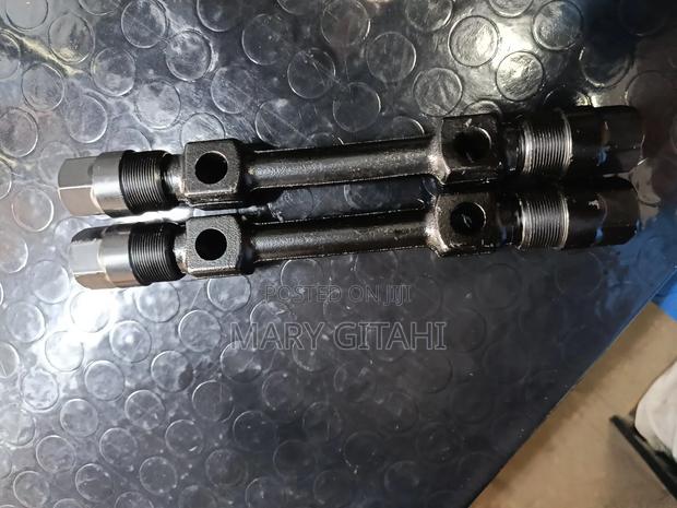 Upper Link Shaft for Hilux YN - thumbnail 2