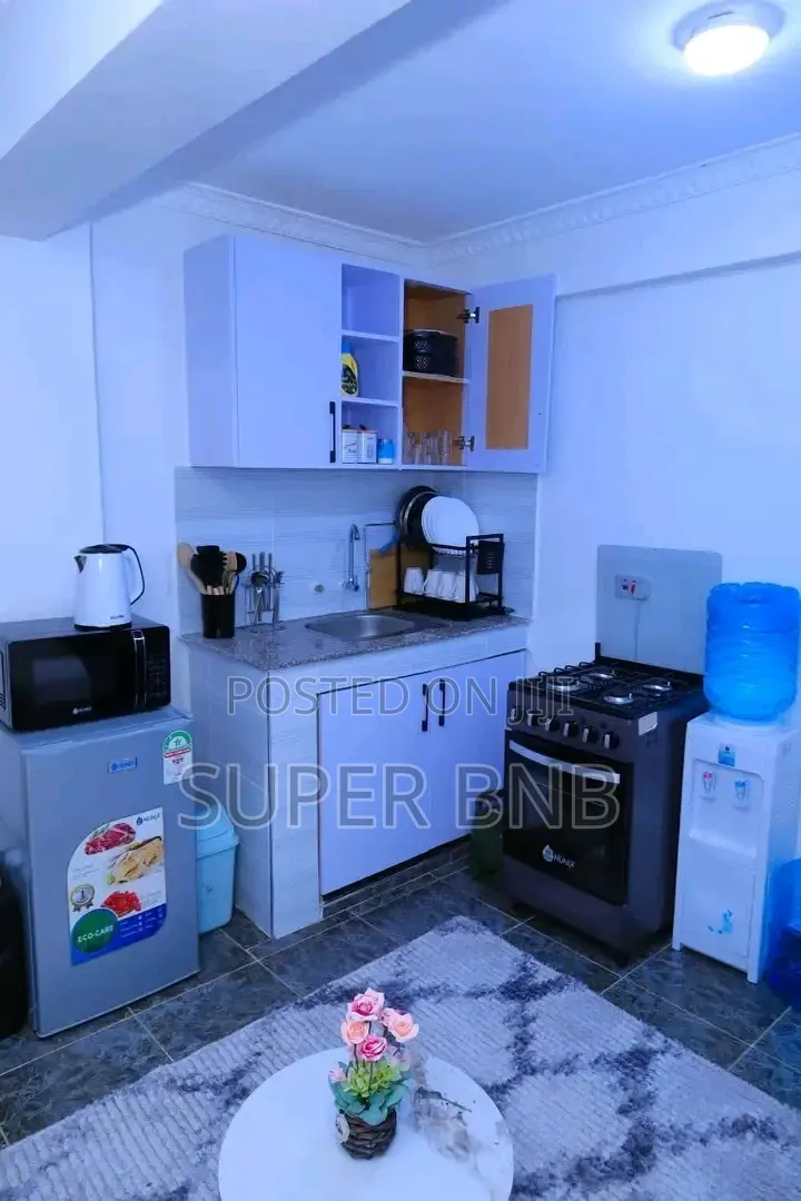 Bypass Kamakis, Crown Z Towers, Opposite Quickmart
Studio Airbnb
