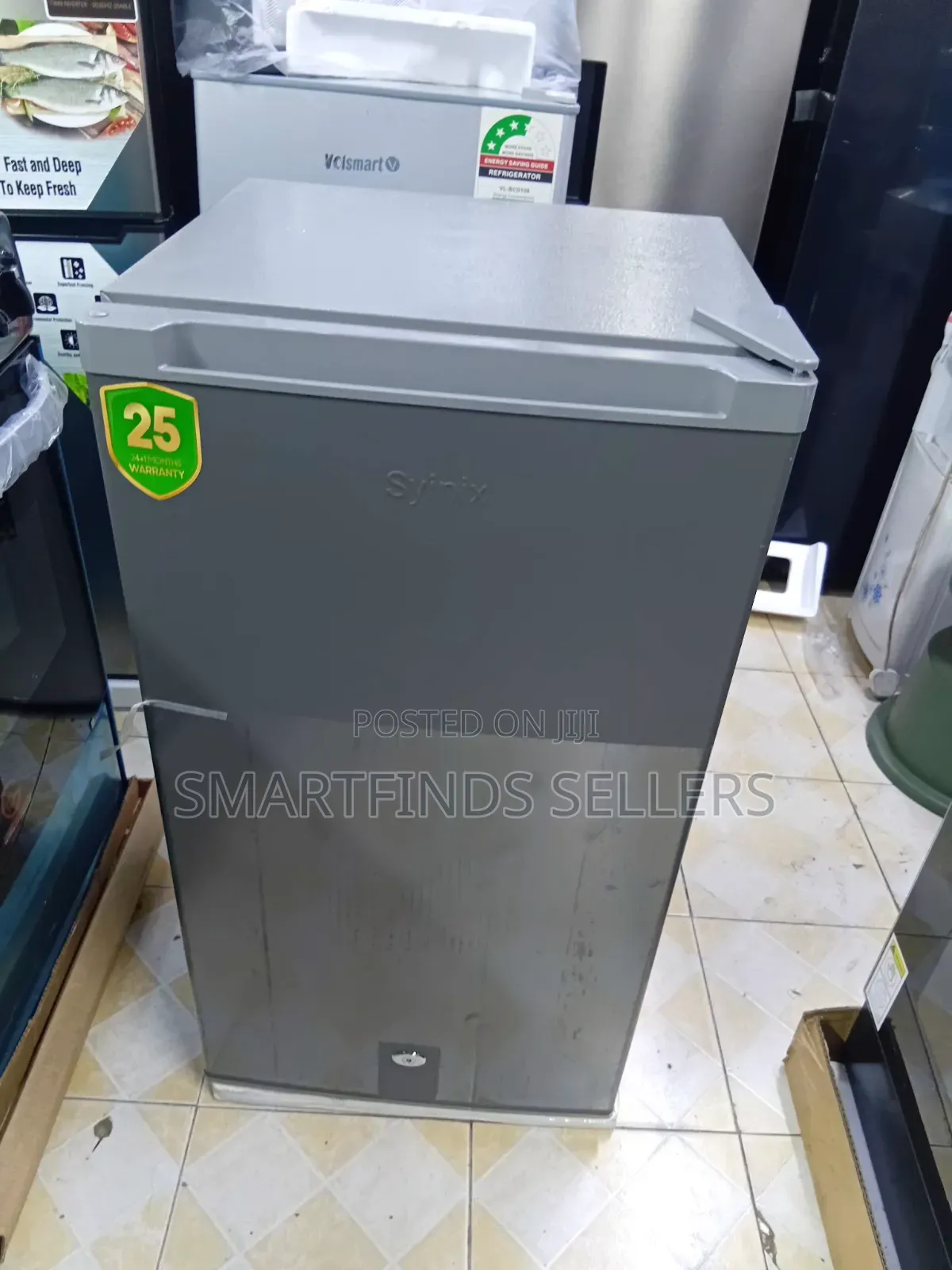 Syinix 90L Compact Refrigerator