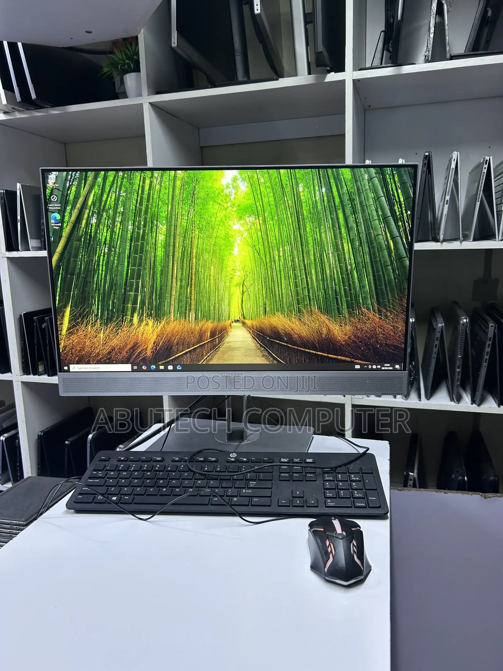 Desktop Computer HP EliteOne 800 G3 8GB Intel Core i5 SSD 256GB
