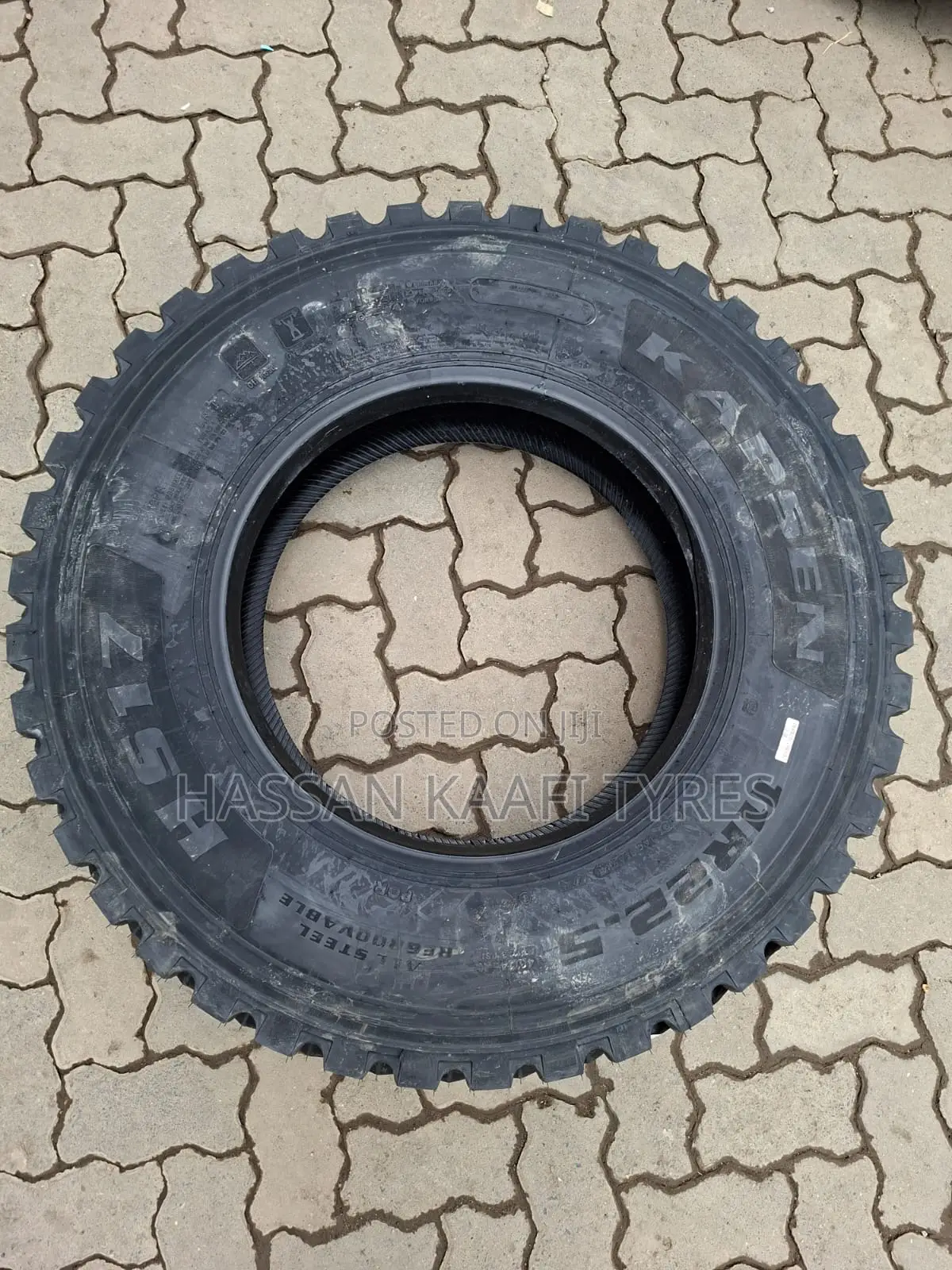 11R22.5 Kapsen Tyre HS17 Diff