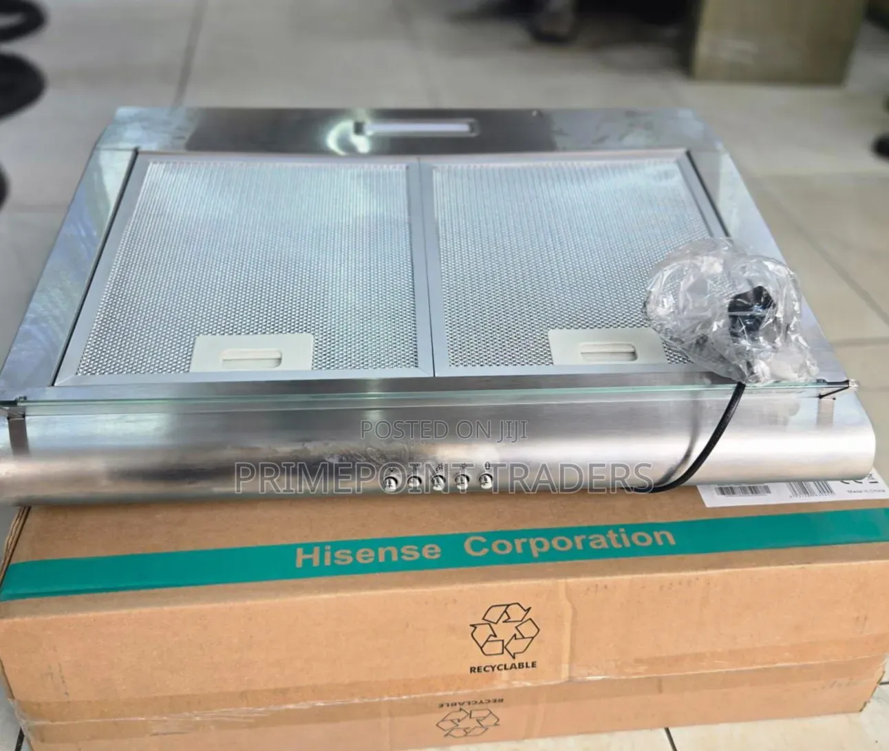 2. Hisense 90cm Stainless Steel Cooker Hood