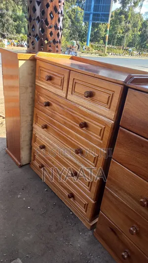 Chester of Drawers