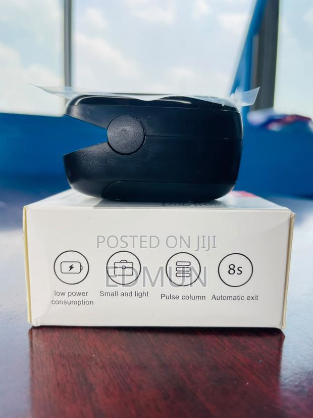 Finger Oximeter - thumbnail 2