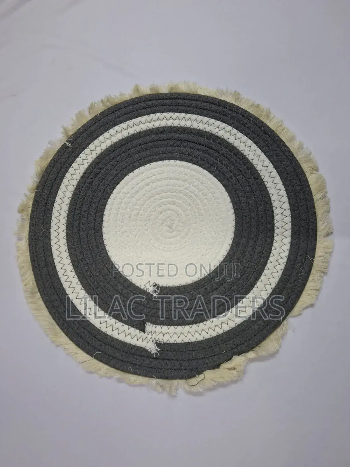 Elegant Woven Table Mat – Grey Beige