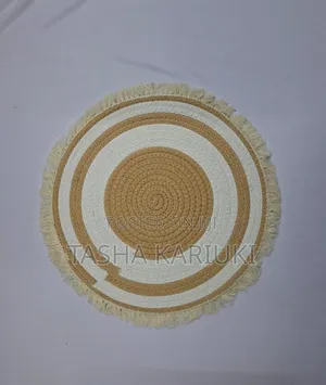 Elegant Woven Table Mat – Grey Beige