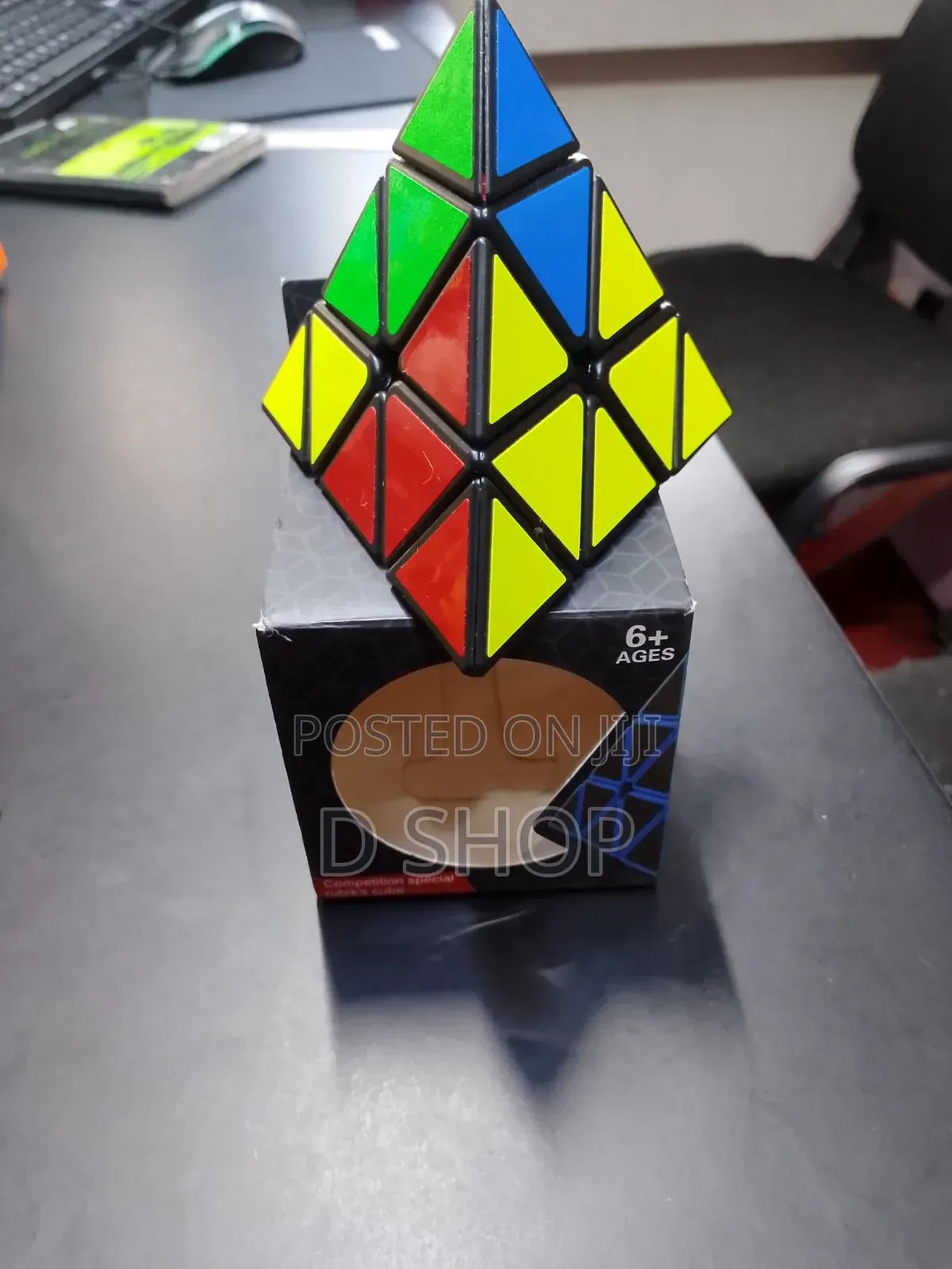 Pyraminx Puzzle Logic Brain Game