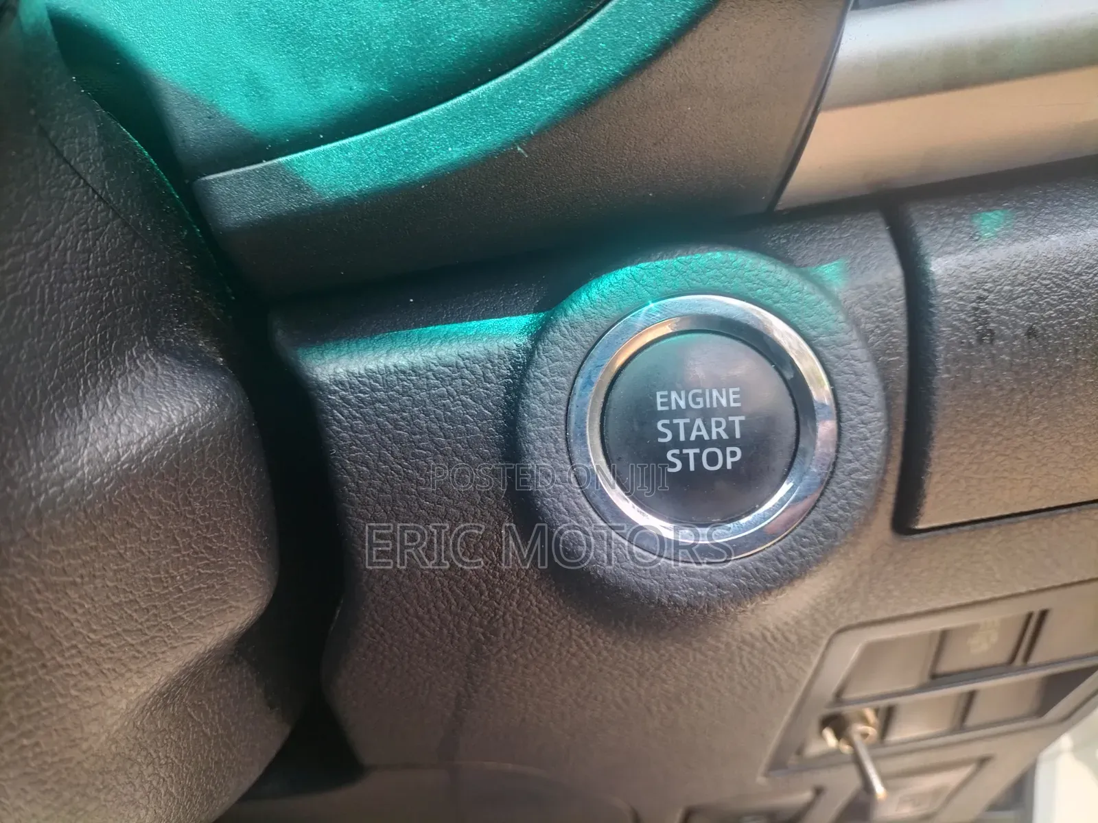 Toyota Hilux 2016 Pearl