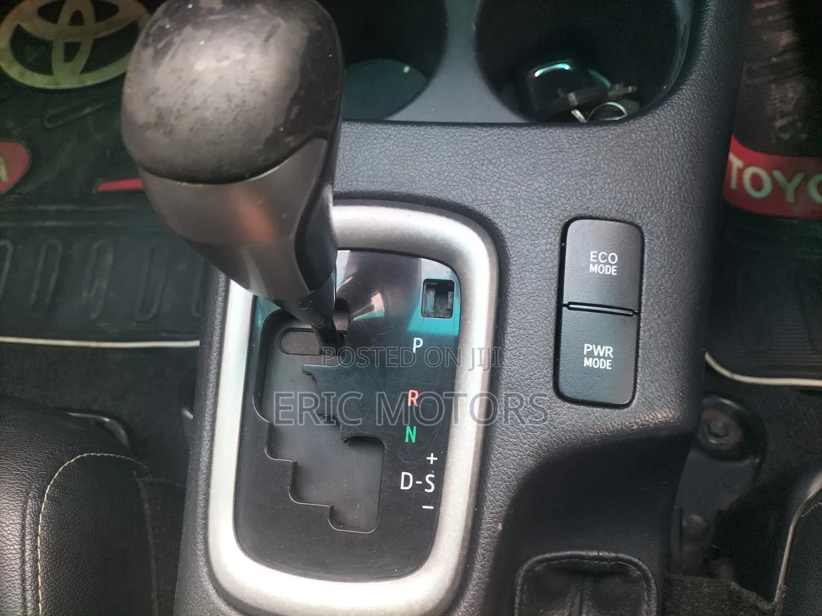 Toyota Hilux 2016 Pearl