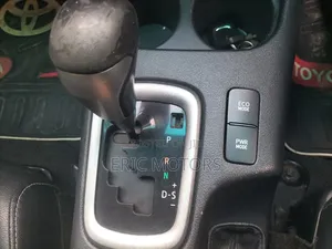 Toyota Hilux 2016 Pearl