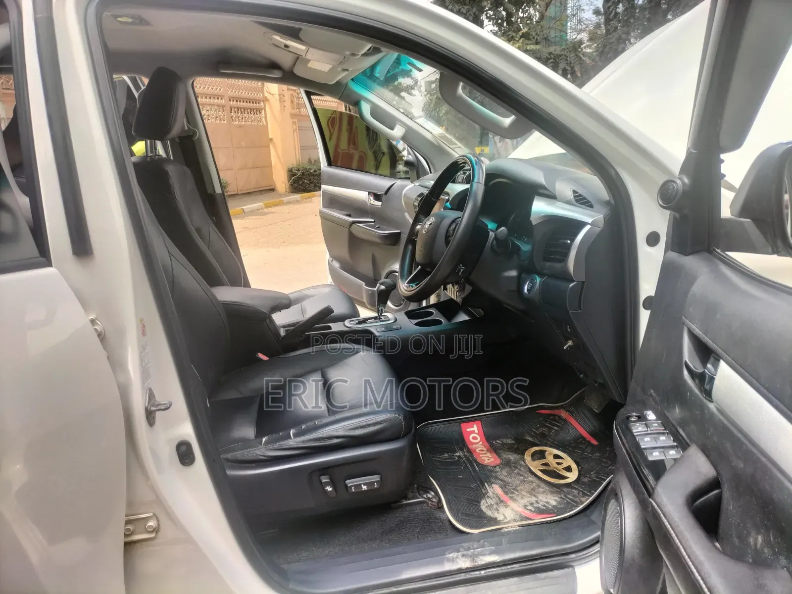 Toyota Hilux 2016 Pearl