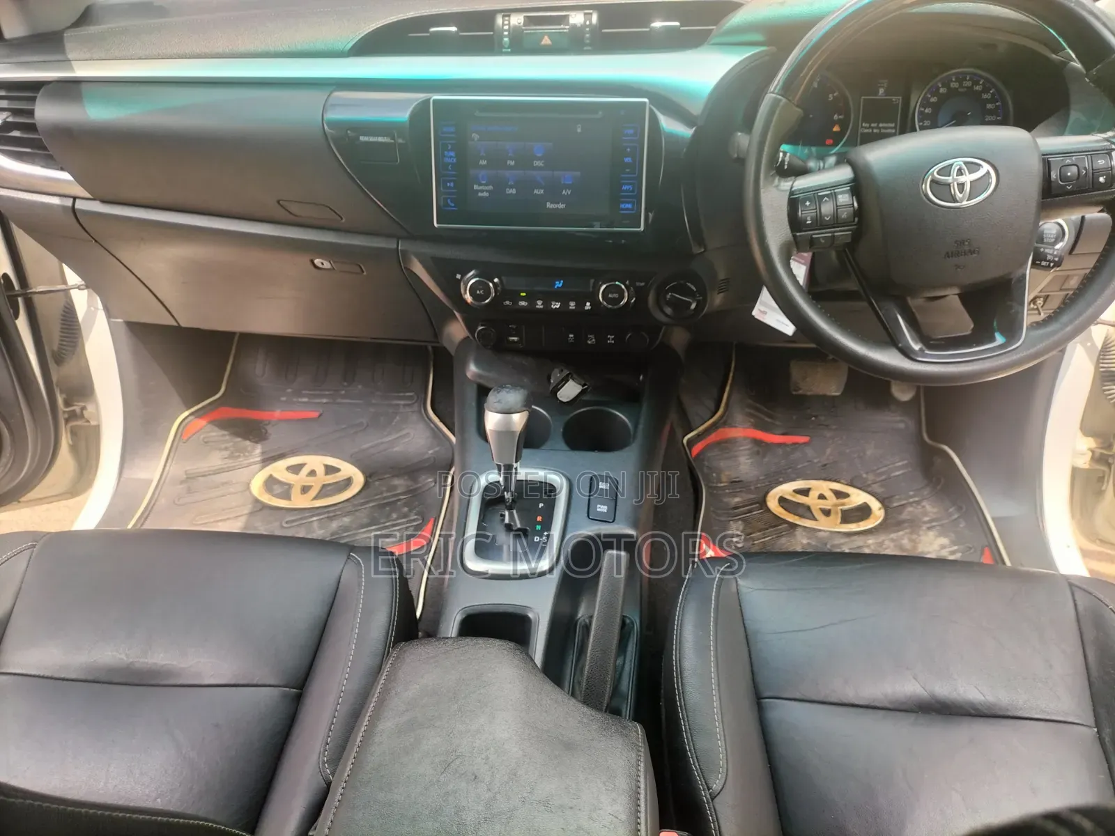 Toyota Hilux 2016 Pearl