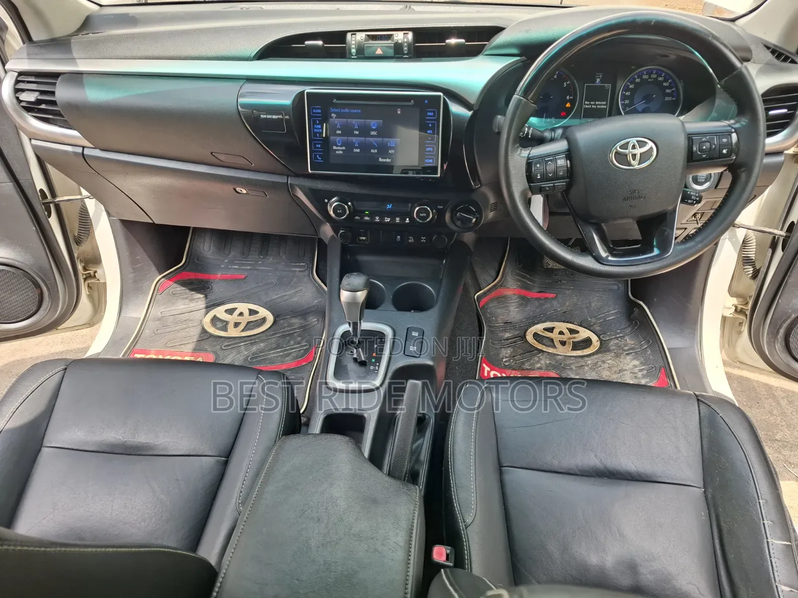 Toyota Hilux Revo Double Cab Deisel 2.8 AWD 2016 Pearl