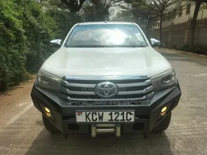 Toyota Hilux 2016 Pearl