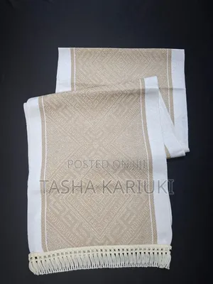 35×210cm Elegant Table Runner