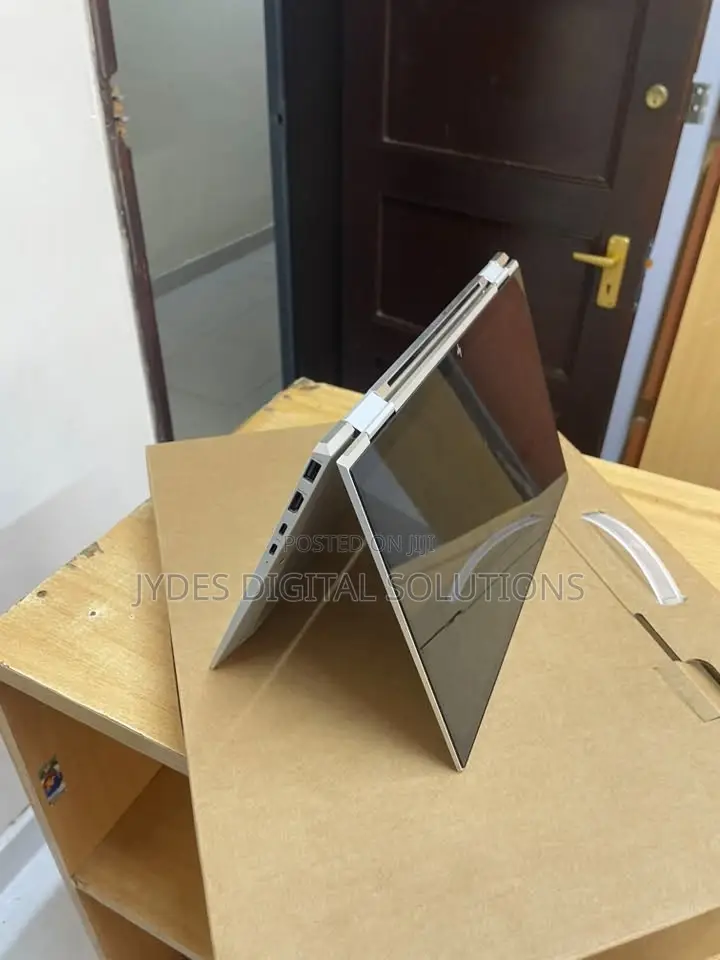 Laptop HP EliteBook x360 1040 G7 16GB Intel Core i7 SSD 512GB