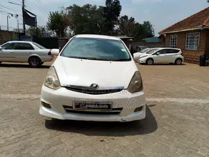 Toyota Wish 2006 White