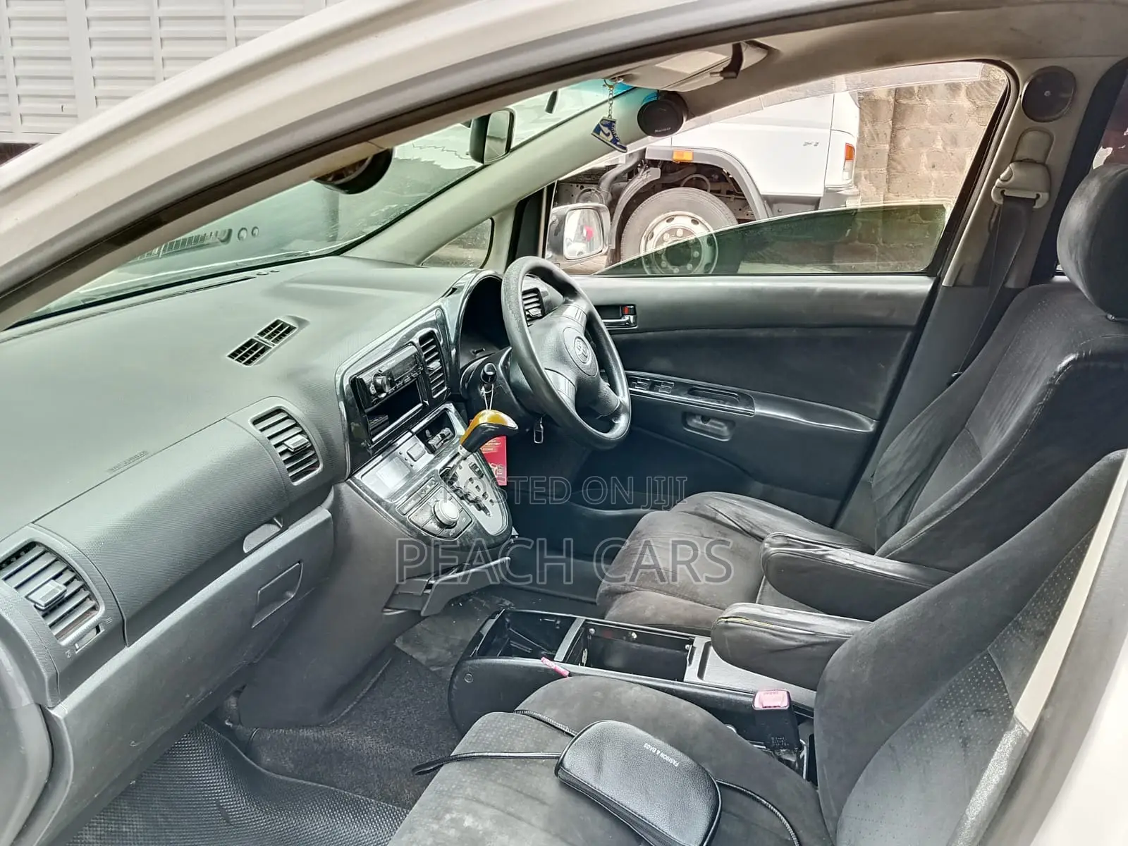 Toyota Wish 2006 White
