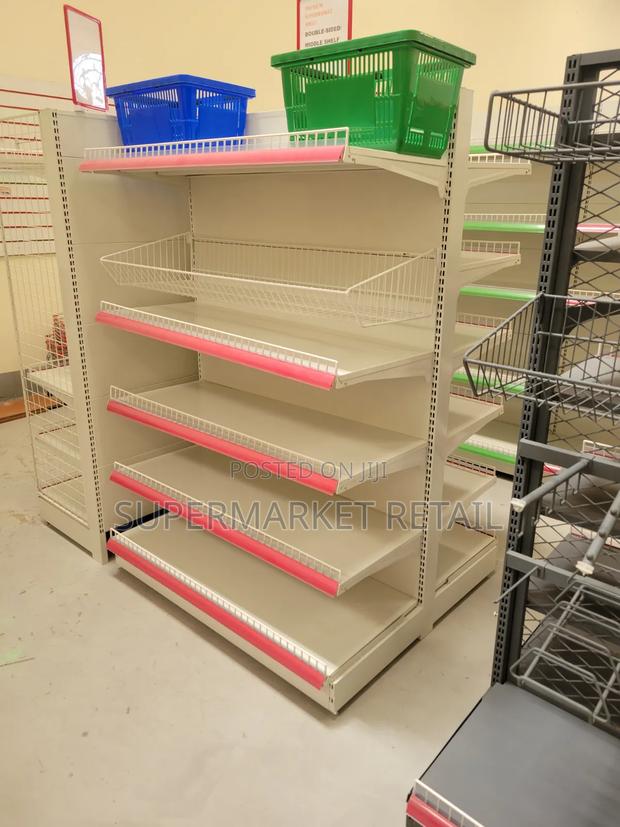 Supermarket Middleshelves