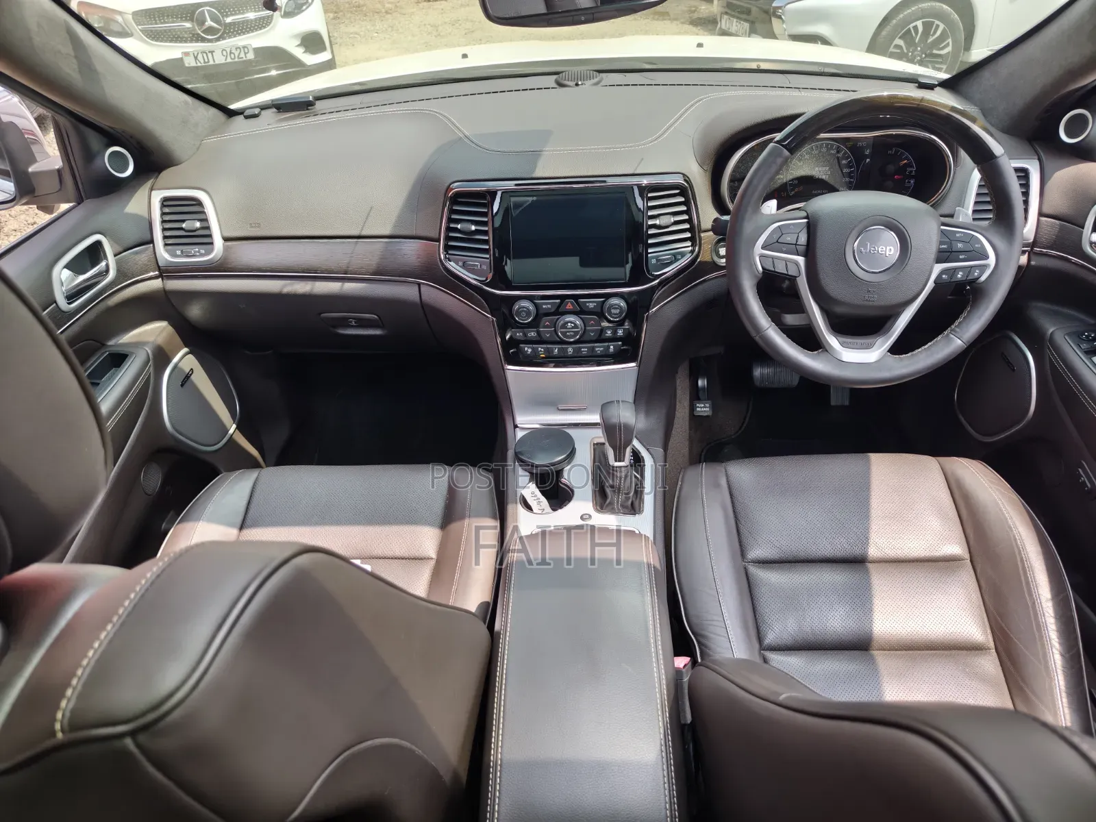Jeep Grand Cherokee 2019 White