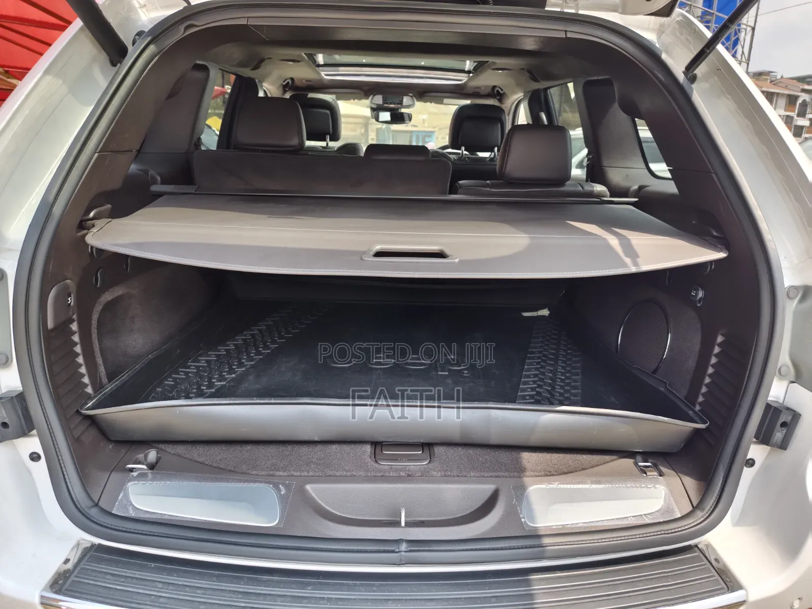 Jeep Grand Cherokee 2019 White