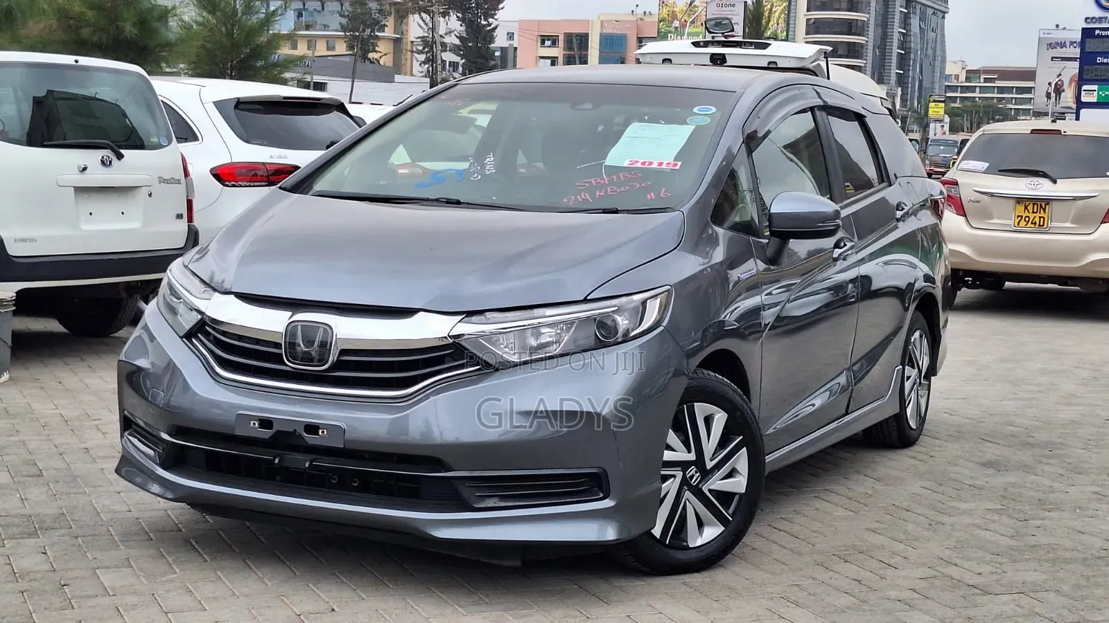 Honda Shuttle 2019 Gray
