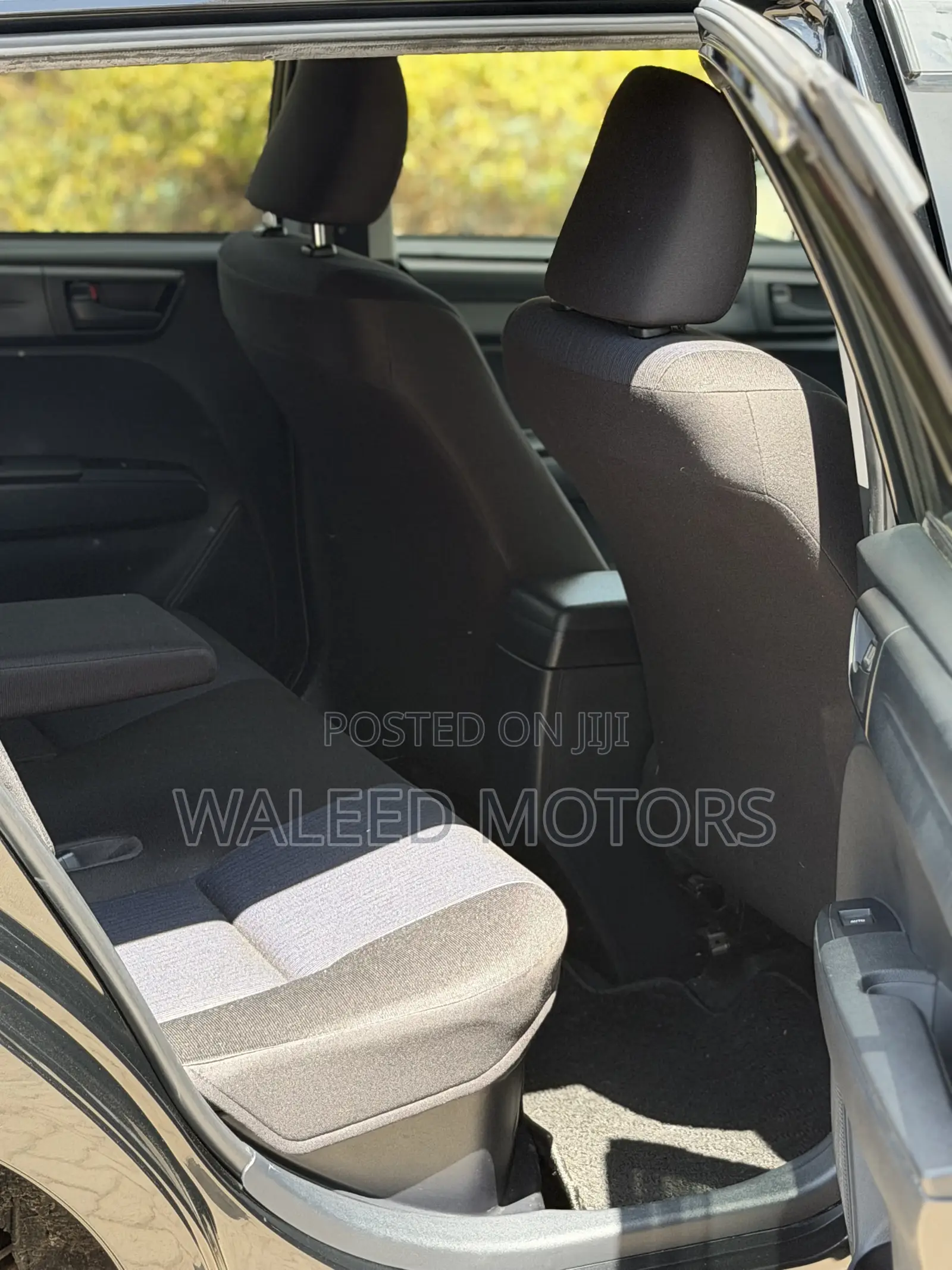 Toyota Corolla Fielder 1.5 Hybrid FWD 2019 Black