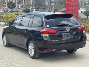 Toyota Corolla Fielder 1.5 Hybrid FWD 2019 Black