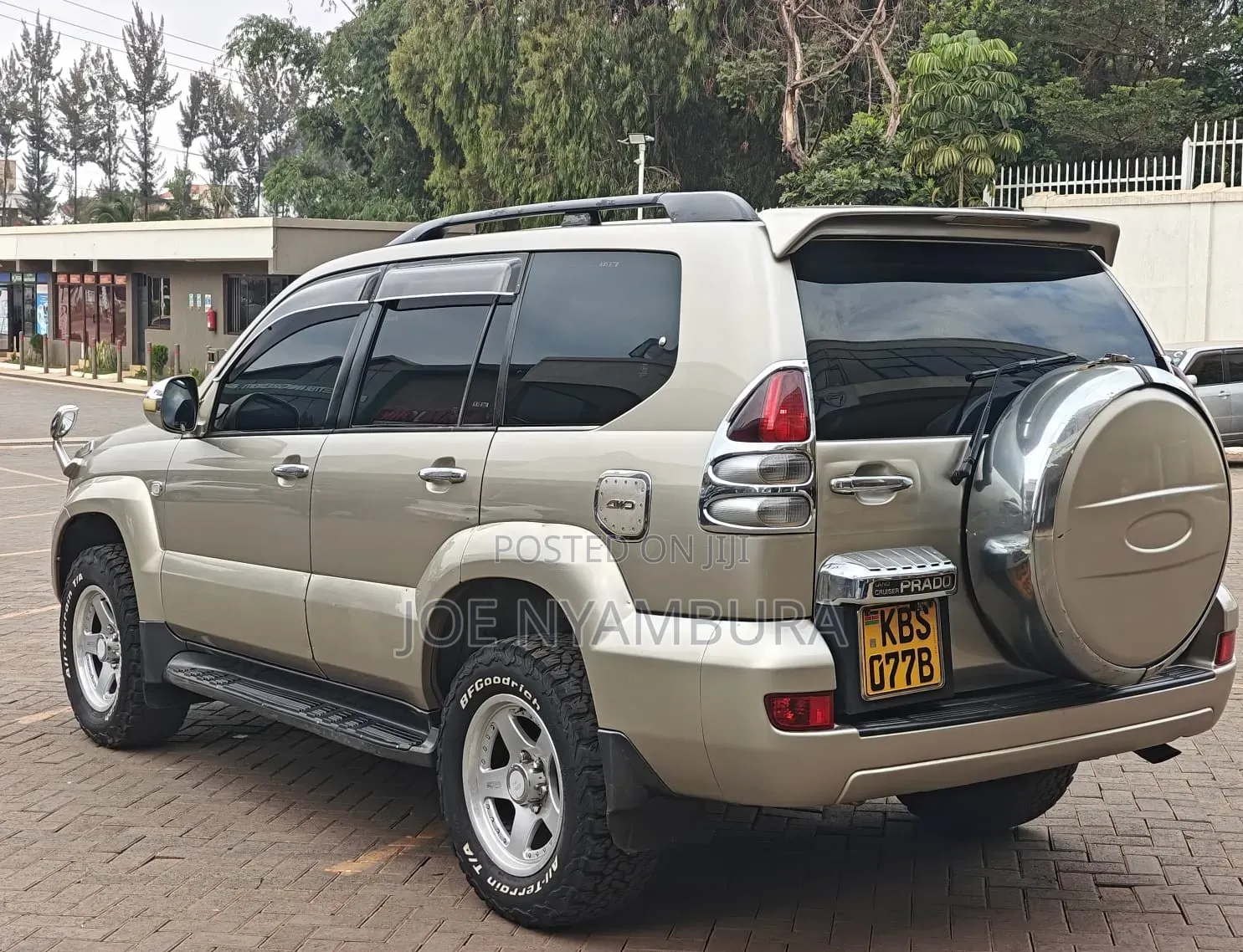 Toyota Land Cruiser Prado 2006 Beige