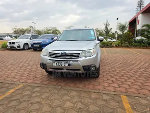 Subaru Forester 2011 Silver