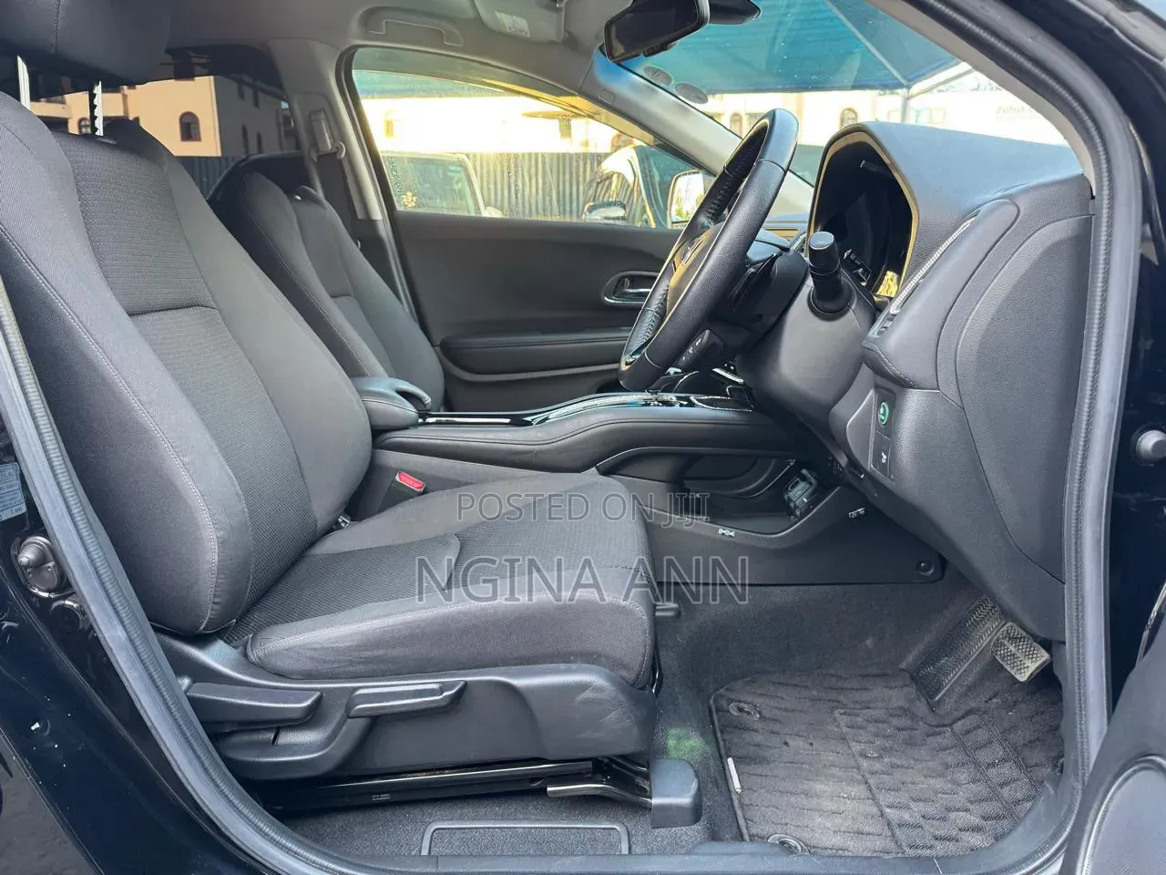 Honda Vezel 2019 Black
