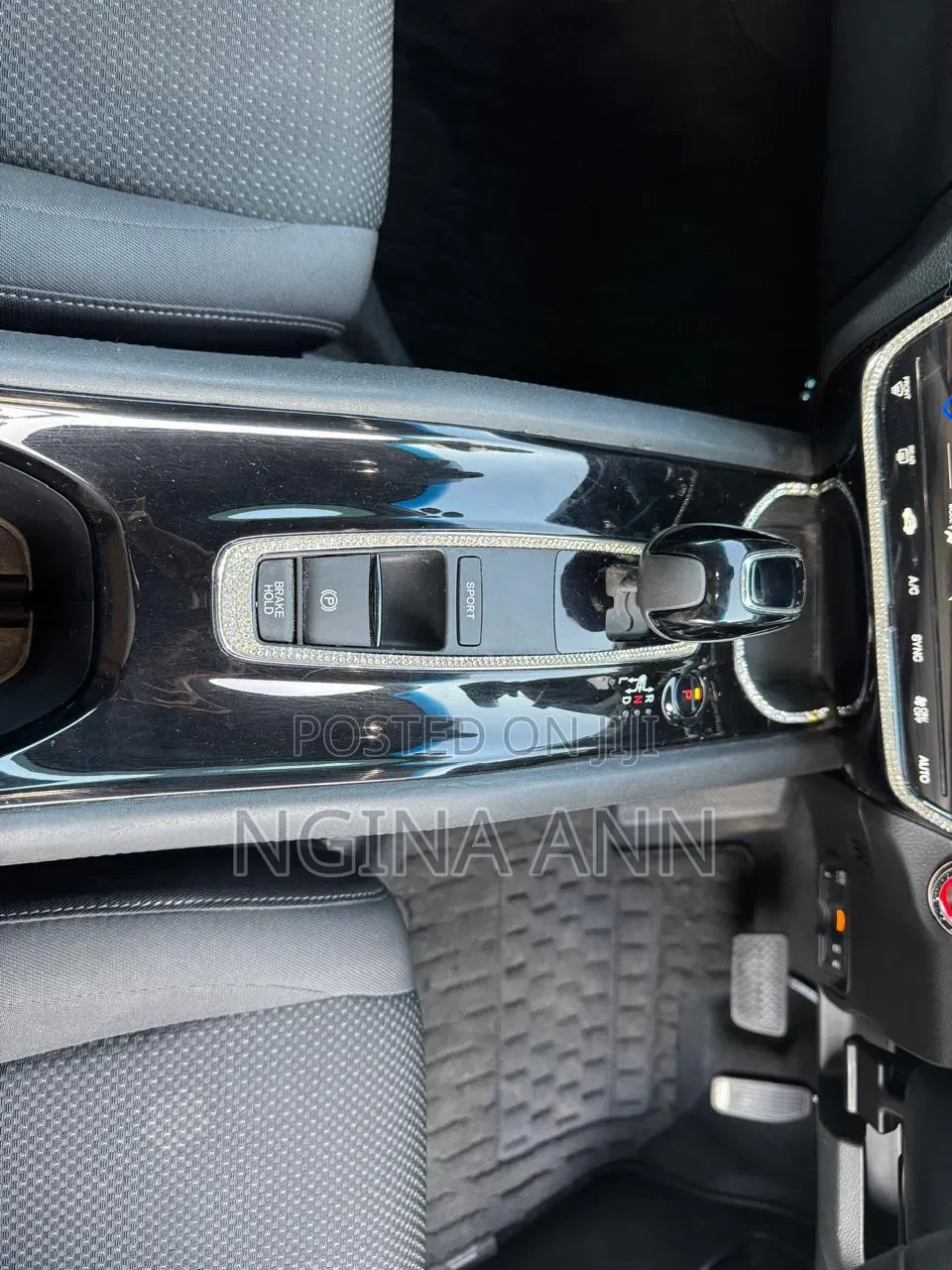 Honda Vezel 2019 Black