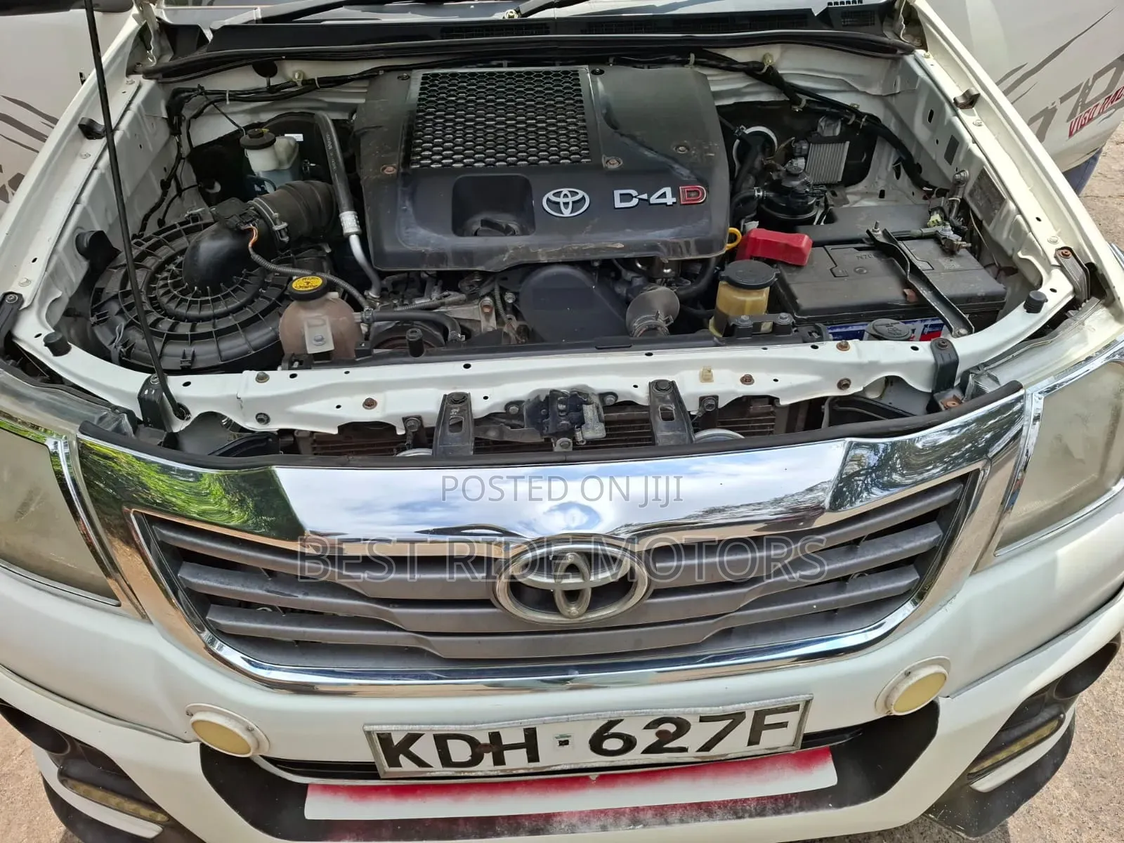 Toyota Hilux 2015 Pearl
