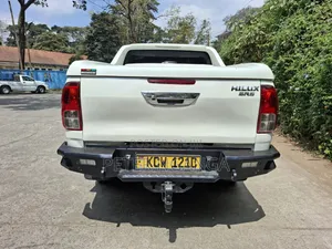 Toyota Hilux 2016 Off white
