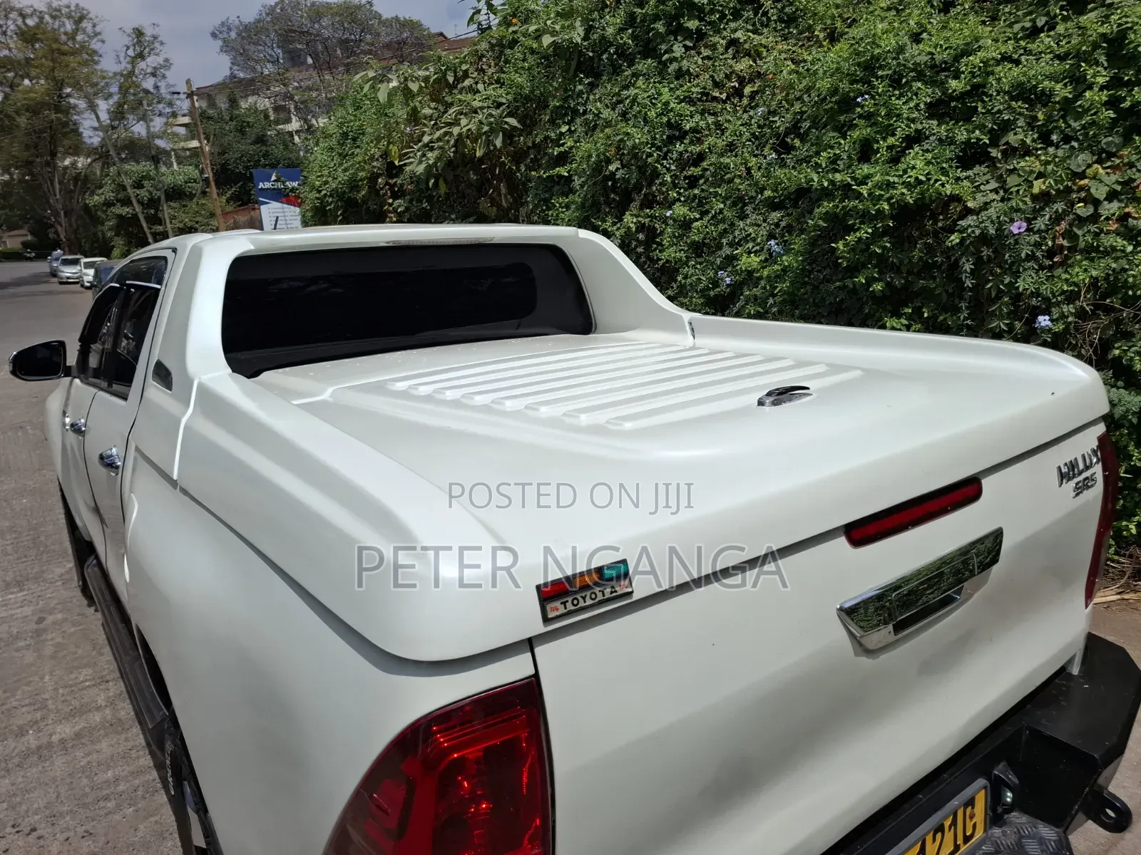 Toyota Hilux 2016 Off white