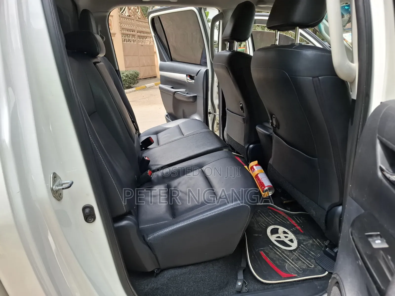 Toyota Hilux 2016 Off white