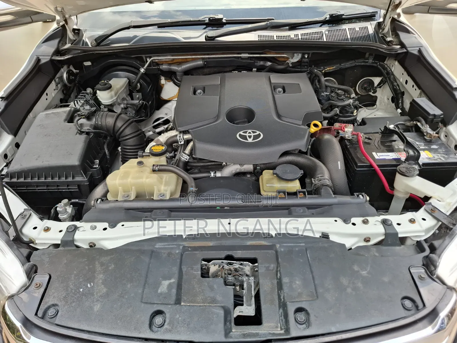 Toyota Hilux 2016 Off white
