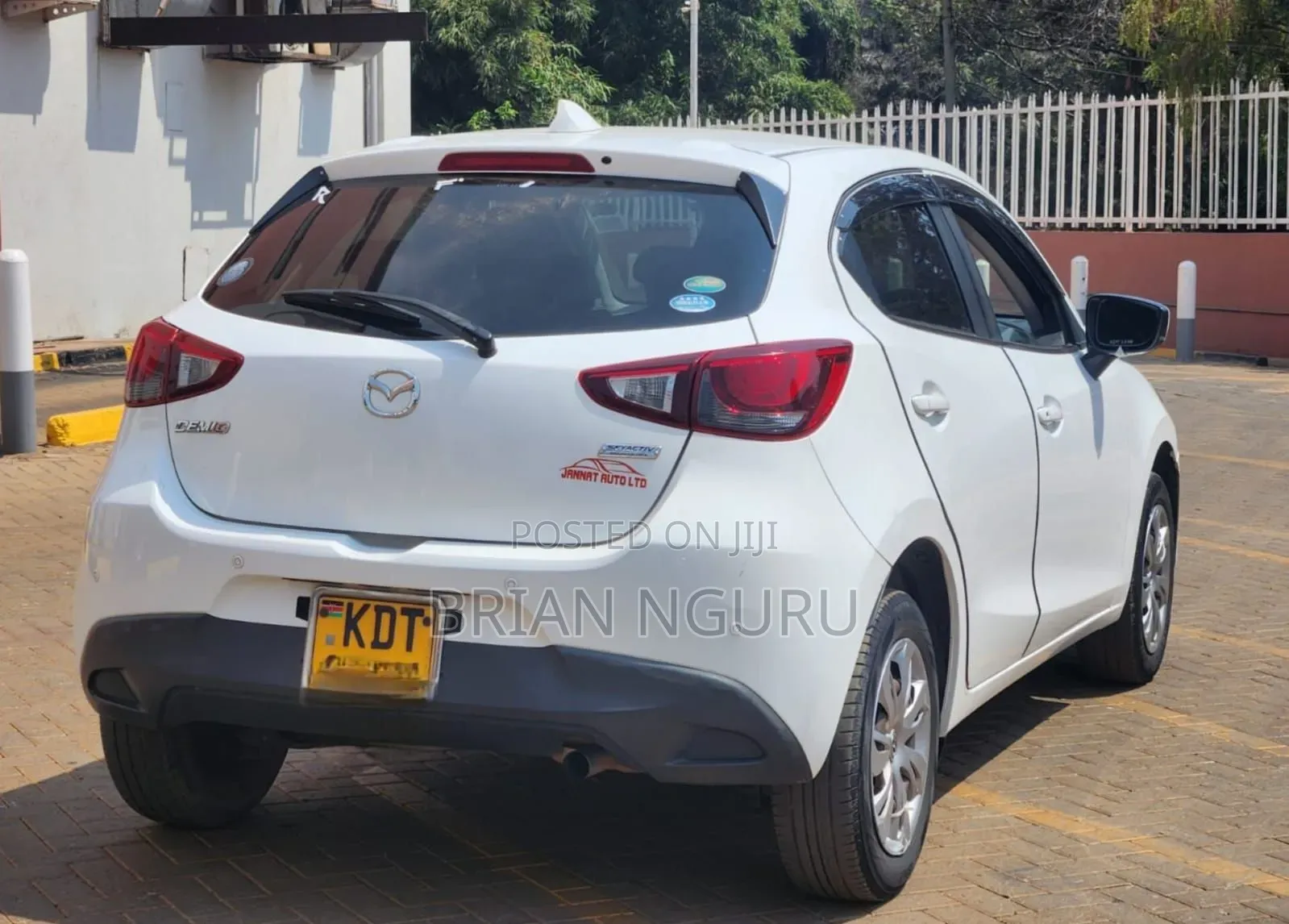 Mazda Demio 2018 Pearl