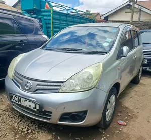 Nissan Note 2010 Silver