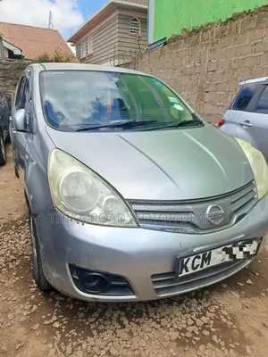 Nissan Note 2010 Silver