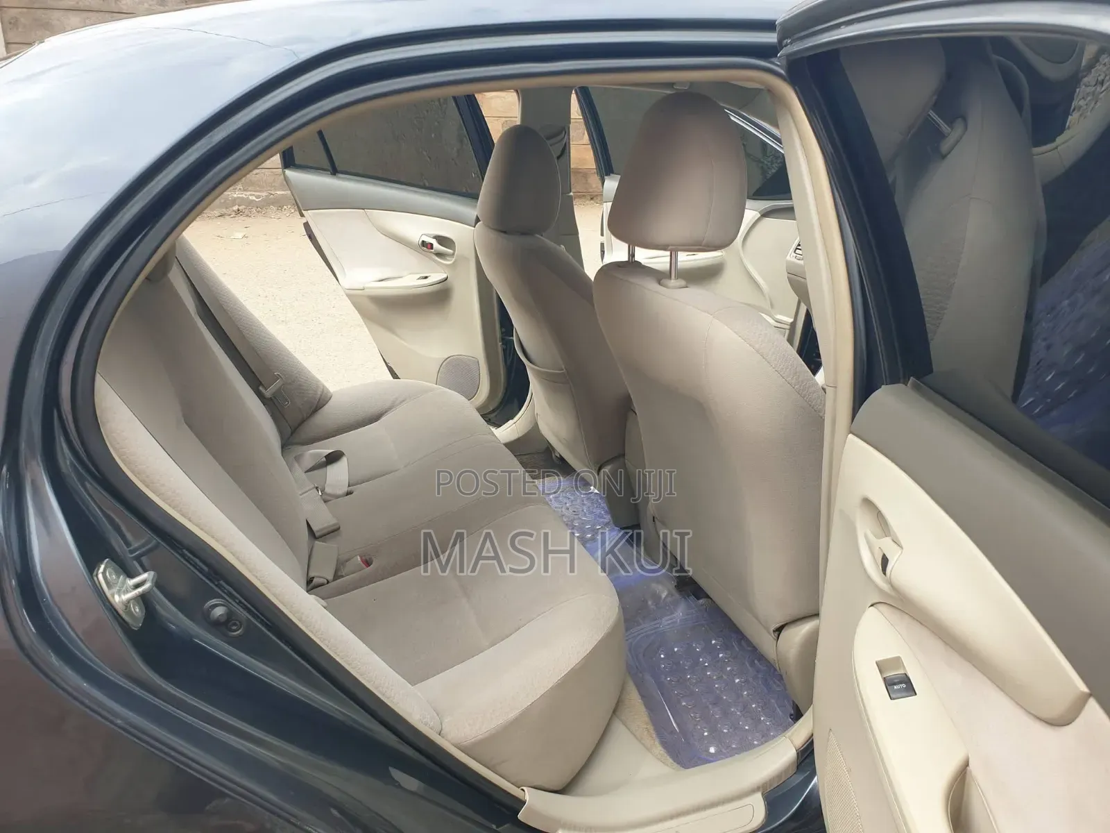 Toyota Axio 2010 Gray