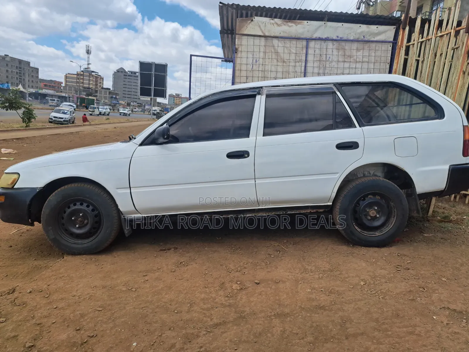 Toyota Corolla 2001 White