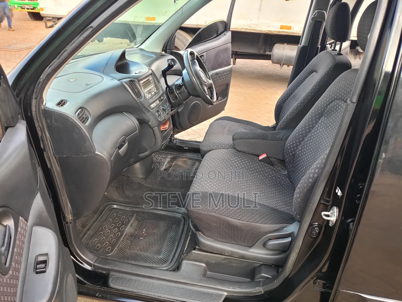 Toyota Fun Cargo 2004 Black
