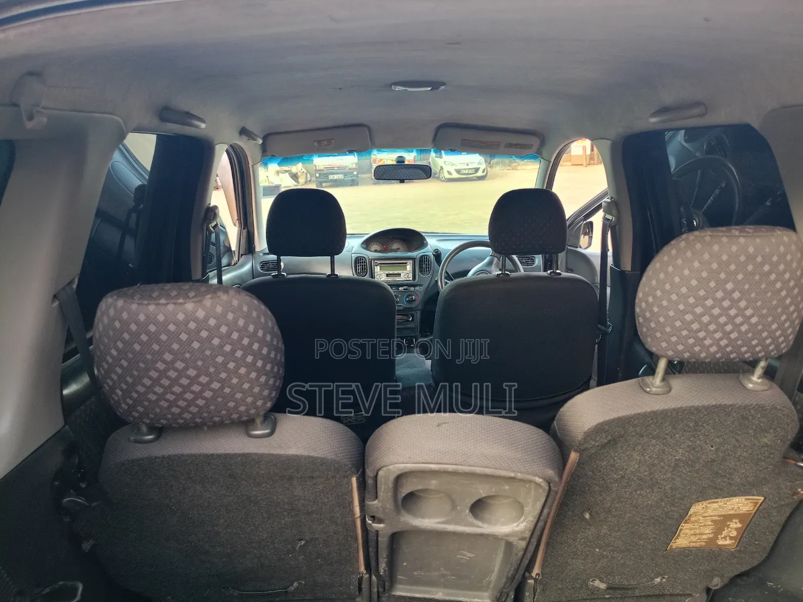Toyota Fun Cargo 2004 Black