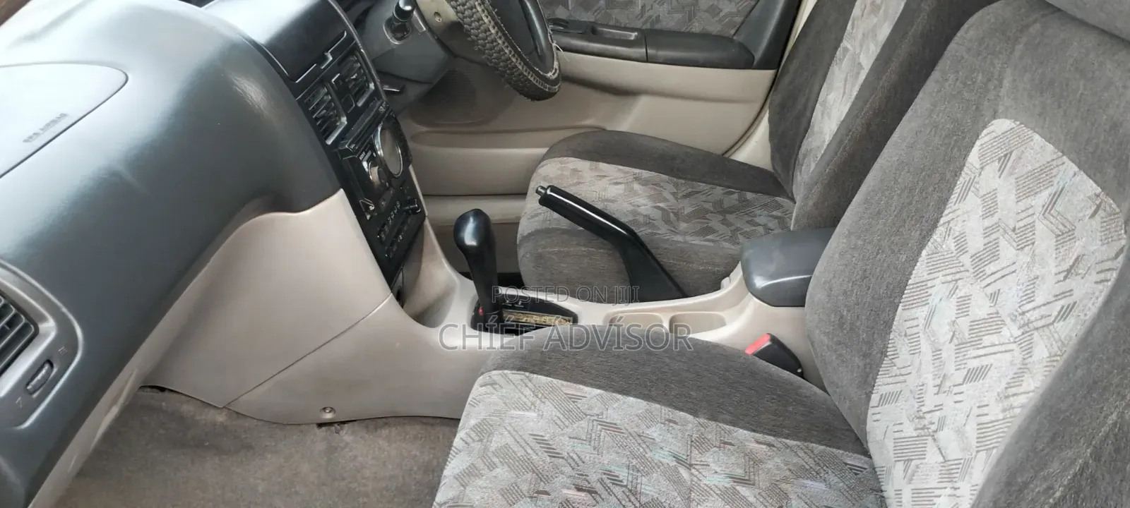 Toyota Car.Caldina
5 Seater 
Station Wagon.