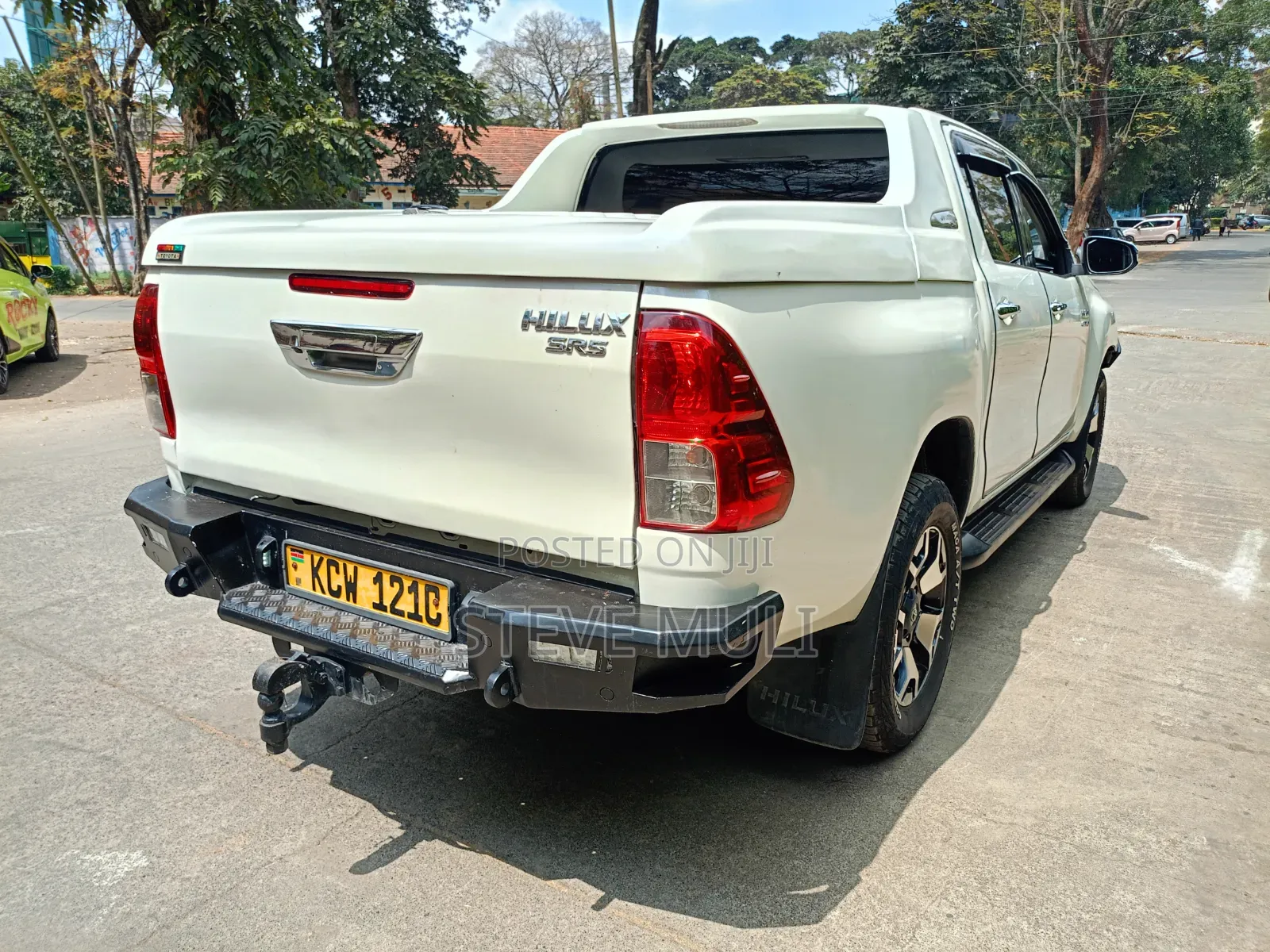 Toyota Hilux 2016 White