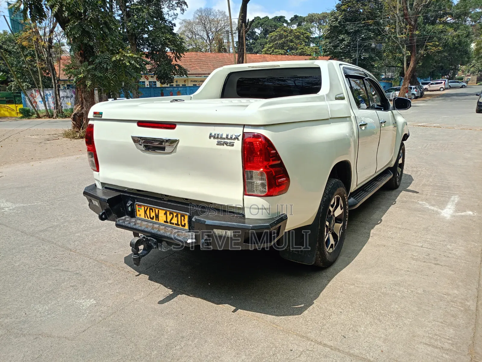 Toyota Hilux 2016 White