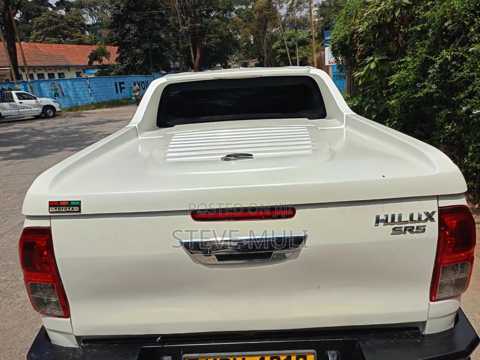 Toyota Hilux 2016 White