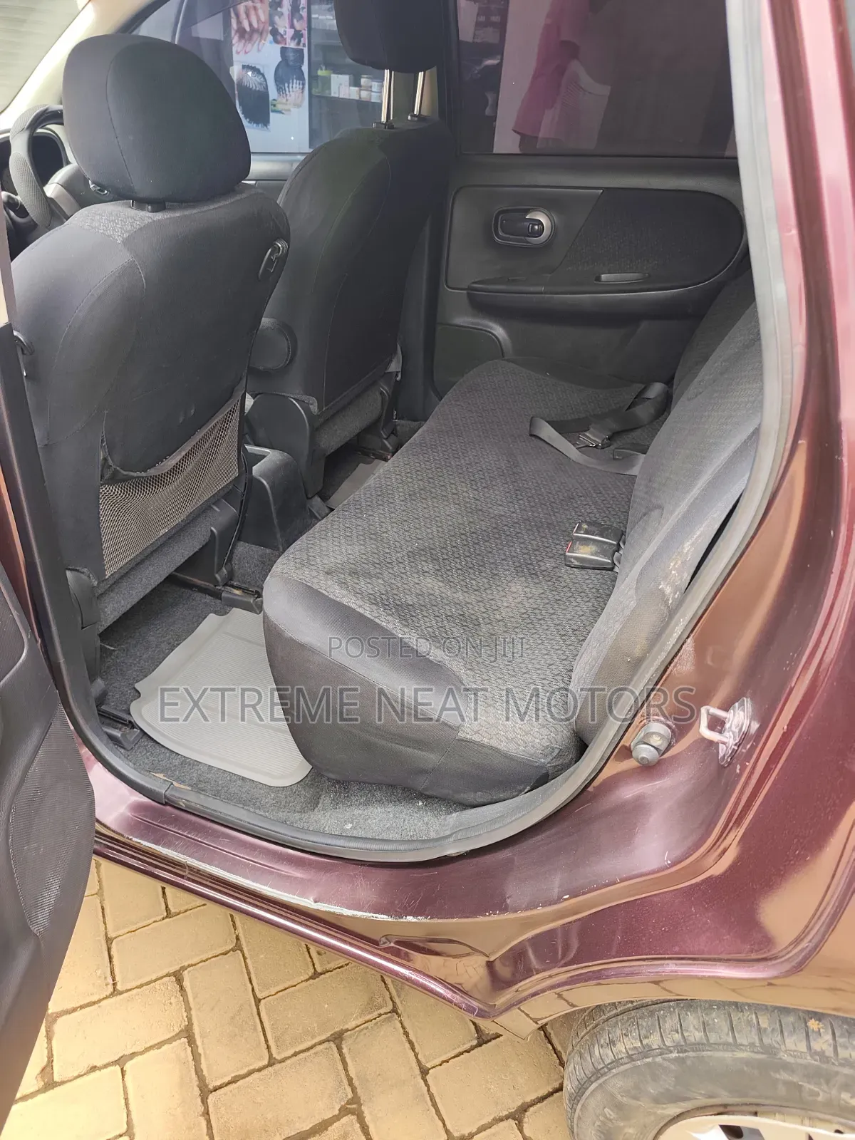 Nissan Note 2011 Maroon